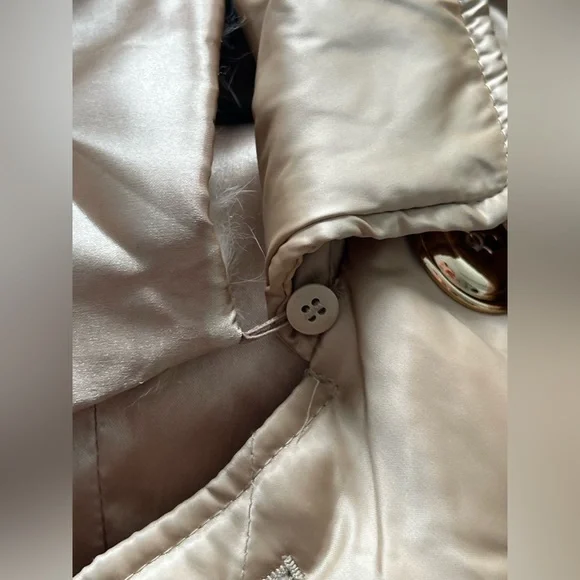 Coat - Picture 10 of 16